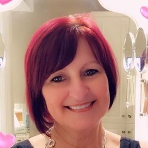 Meet your Posher, Suzanne